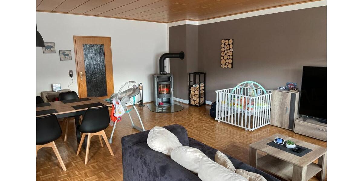Etagenwohnung Naumburg - 3 Zimmer, 122 m&sup2;, 898&euro; | Angebot:25981874
