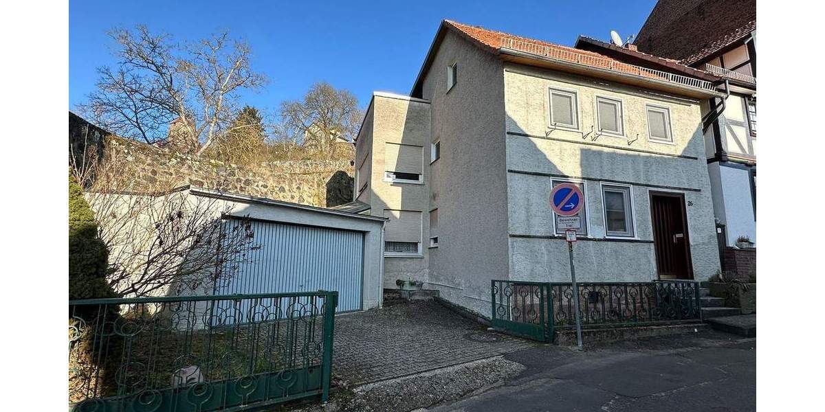 Einfamilienhaus Fritzlar - 6 Zimmer, 145 m&sup2;, 150.000&euro; | Angebot:25385502