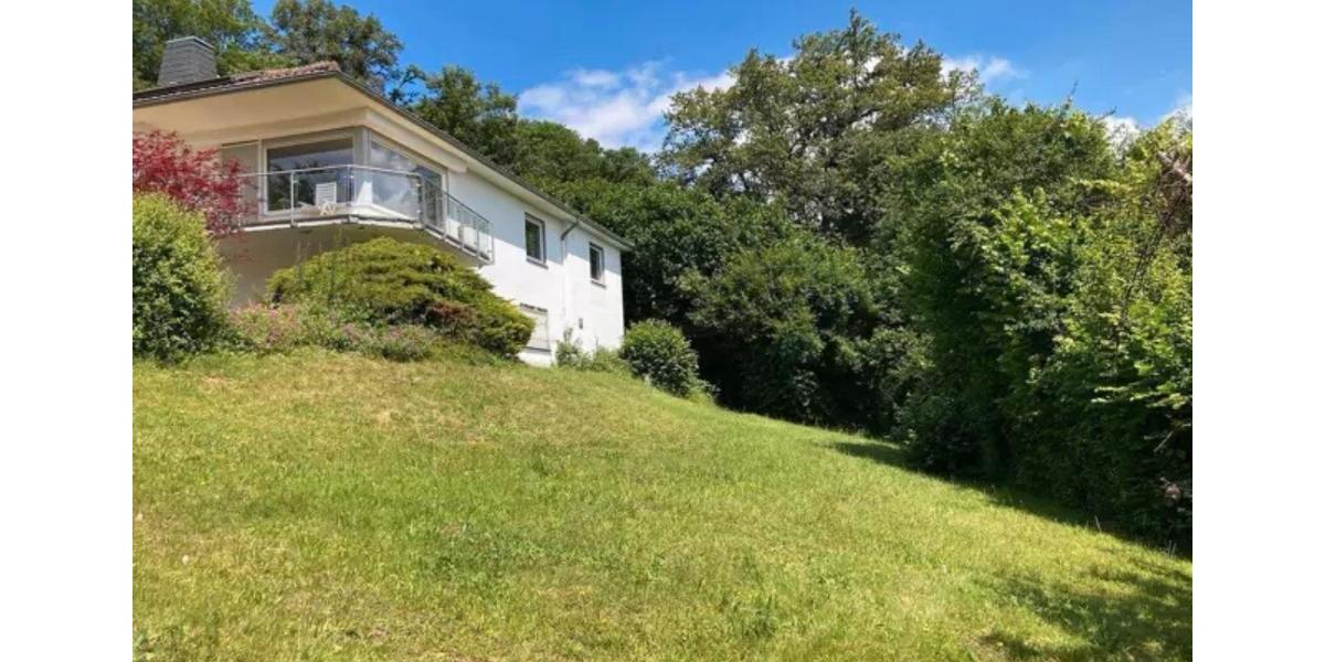 Einfamilienhaus Melsungen - 6.5 Zimmer, 220 m&sup2;, 440.000&euro; | Angebot:26952570
