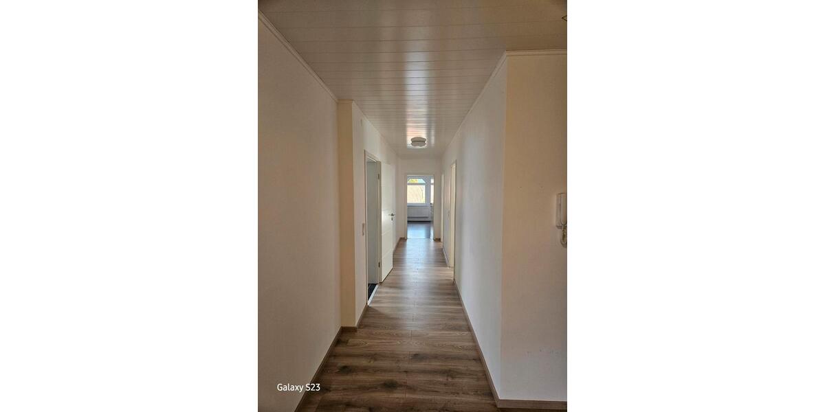 Dachgeschoßwohnung Hofgeismar - 3 Zimmer, 120 m&sup2;, 900&euro; | Angebot:26302643