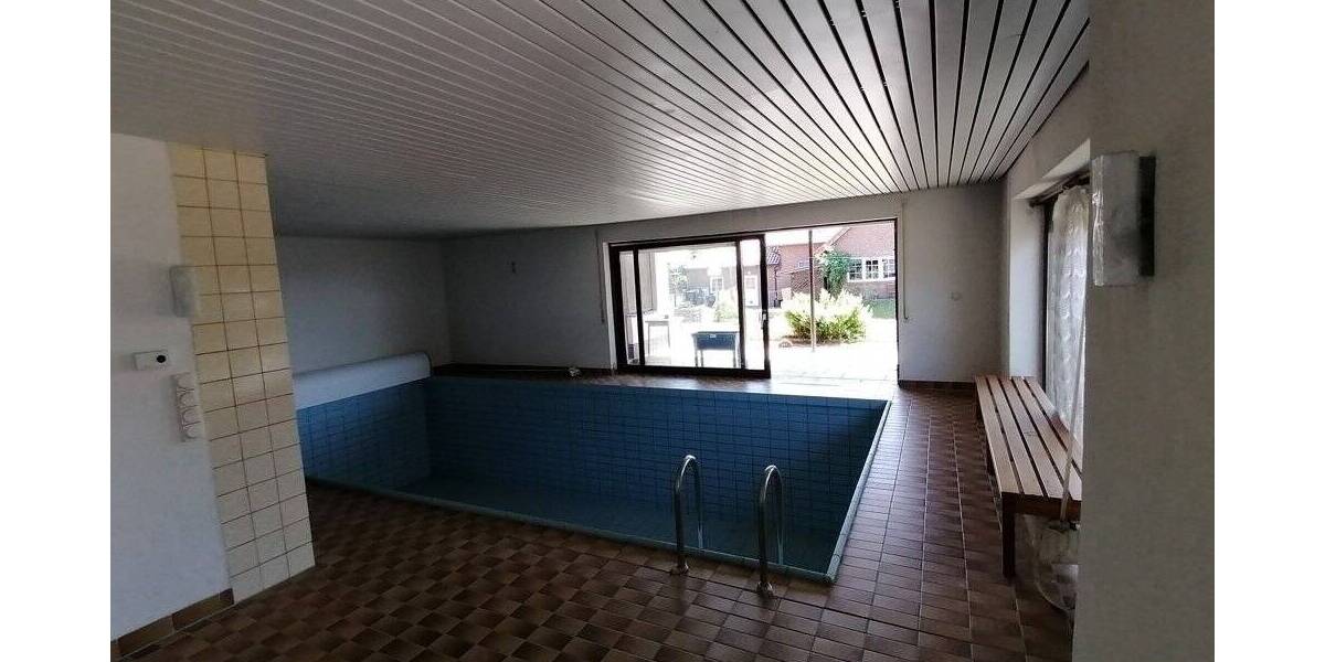 Einfamilienhaus Fritzlar / Cappel Cappel - 8 Zimmer, 267 m&sup2;, 275.000&euro; | Angebot:25741004