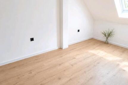 Wohnung Kaufungen - 4 Zimmer, 95 m&sup2;, 1.050&euro; | Angebot:27533596