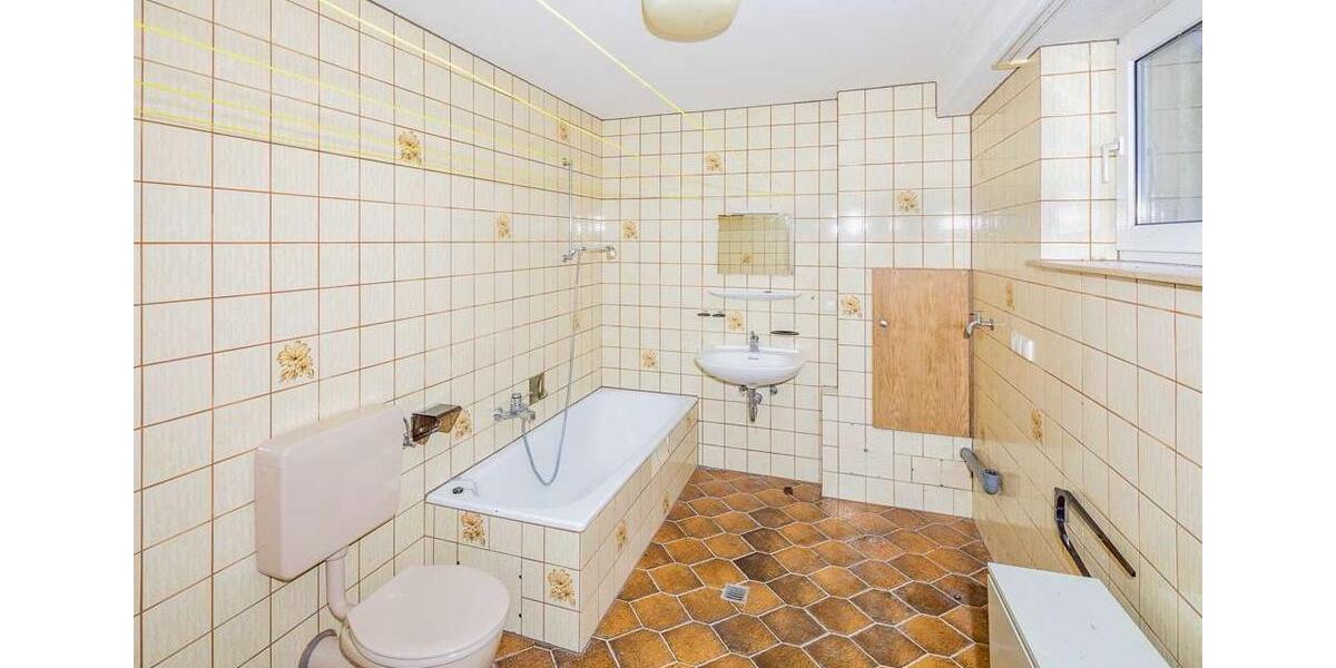 Einfamilienhaus Hessisch Lichtenau - 6 Zimmer, 286 m&sup2;, 286.000&euro; | Angebot:26995163