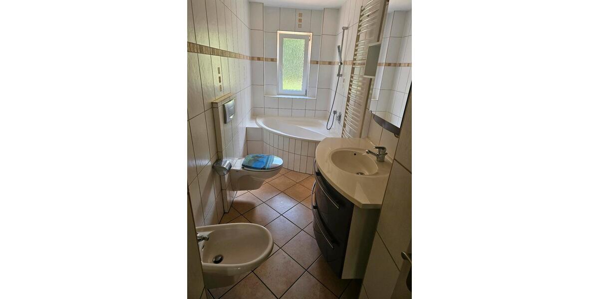 Erdgeschoßwohnung Kassel Niederzwehren - 3 Zimmer, 80 m&sup2;, 850&euro; | Angebot:26425347