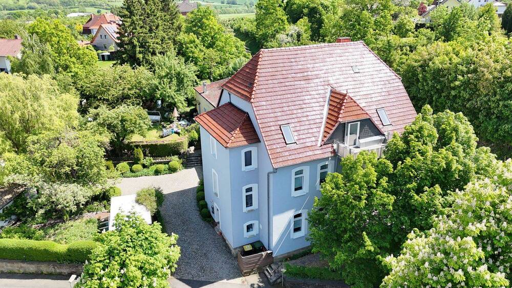 Tolle renovierte 5 Zimmer DG- Wohnung mit Balkon, inkl. Einbauküche, historisches saniertes Gebäude, 4 Parteien 5 zimmer