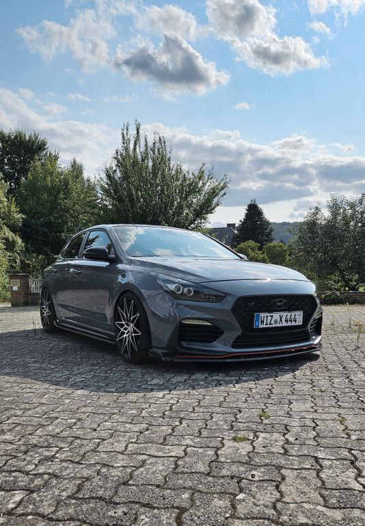 i30