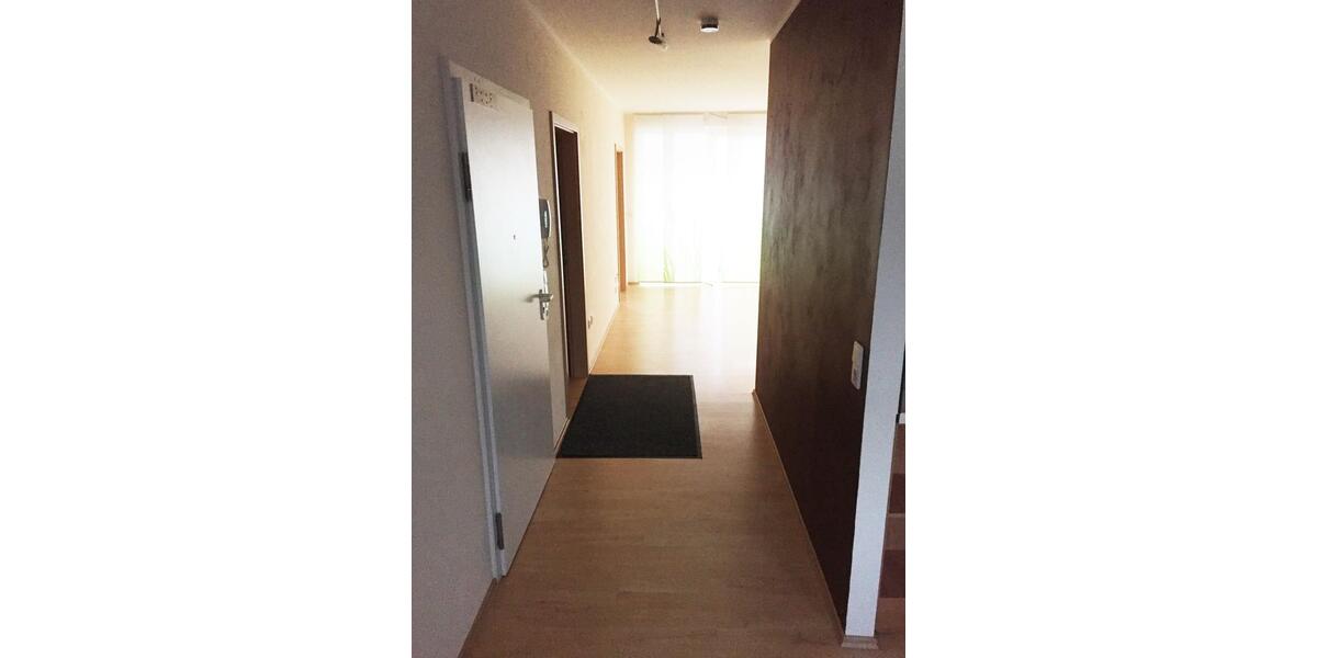 Hochparterre Kassel Bettenhausen - 4 Zimmer, 105 m&sup2;, 1.000&euro; | Angebot:24841844
