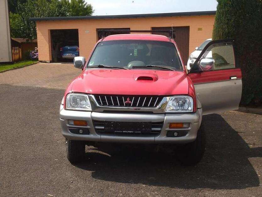 Mitsubishi L200 350.000 km 6.000 € Edermünde 34295