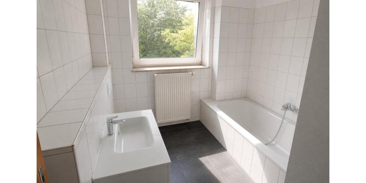 Etagenwohnung Baunatal - 4 Zimmer, 81 m&sup2;, 215.000&euro; | Angebot:26982550