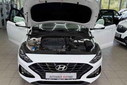 Hyundai i30 224.000 km 6.999 &euro; Niestetal bei Kassel 34266