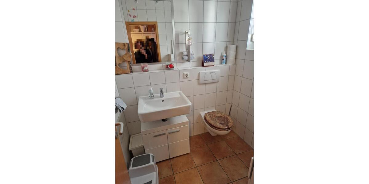 Doppelhaushälfte Söhrewald - 11 Zimmer, 146 m&sup2;, 349.000&euro; | Angebot:25182038