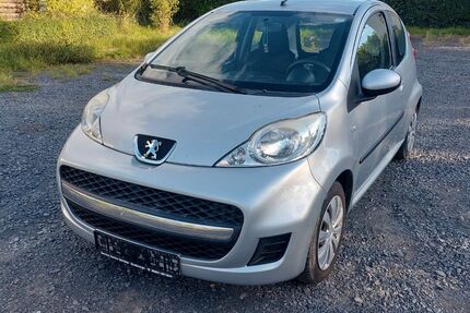 Peugeot 107 154.845 km 1.999 € Kassel 34125