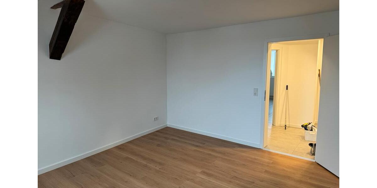 Attraktive Dachgeschosswohnung im Fachwerk 4 zimmer