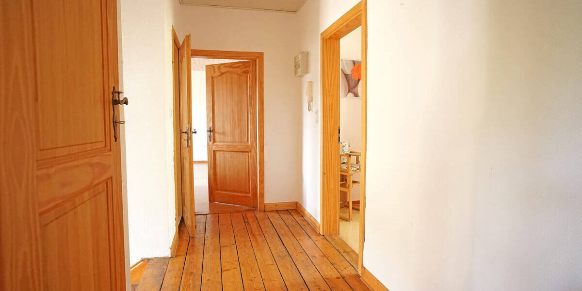 DAS BAUERNHAUS FÜR DIE GROSSE FAMILIE IM ORTSKERN VON VOLLMARSHAUSEN 8 zimmer