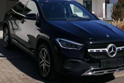 Mercedes-Benz GLA 200 90.500 km 23.500 &euro; Schauenburg 34270