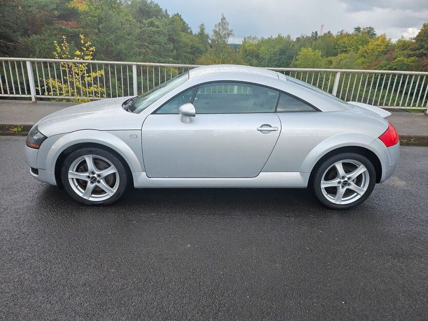 Audi TT 262.500 km 4.400 € Kassel 34127