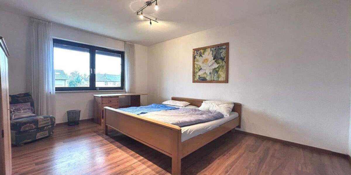 Einfamilienhaus Ahnatal Weimar - 7 Zimmer, 207 m&sup2;, 298.000&euro; | Angebot:25674218