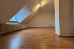 Dachgeschoßwohnung Kassel Fasanenhof - 26 Zimmer, 85 m&sup2;, 690&euro; | Angebot:25975715