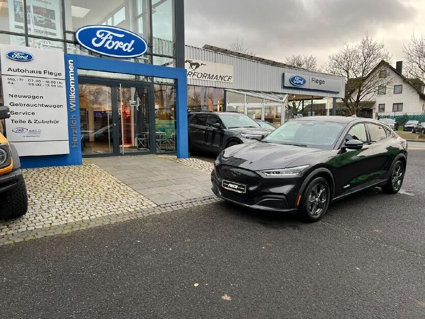 Ford Mustang Mach-E 19.000 km 33.950 € Hofgeismar 34369