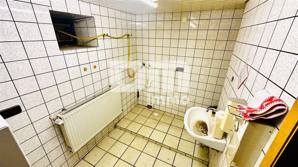 Lagerräume Souterrain von 3,5 bis 21 m² beheizt zentral in Bettenhausen an der Leipziger Str zimmer