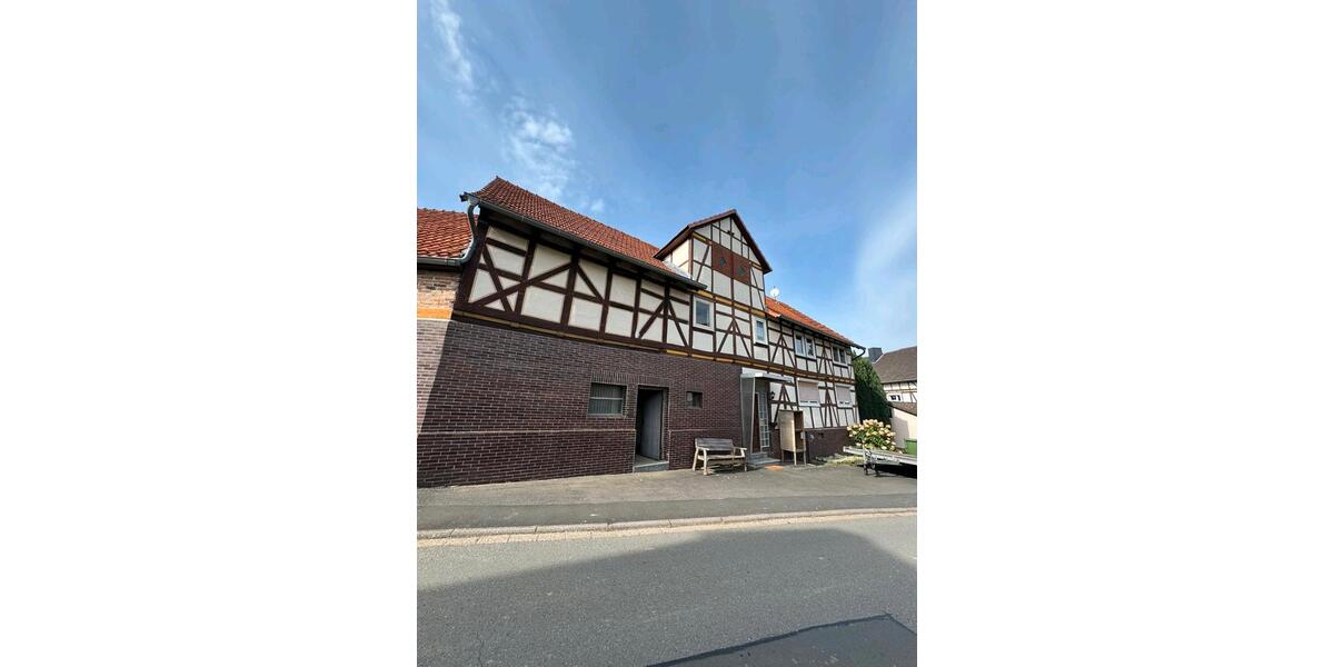 Mehrfamilienhaus, Wohnhaus Söhrewald - 7 Zimmer, 160 m&sup2;, 200.000&euro; | Angebot:26869703