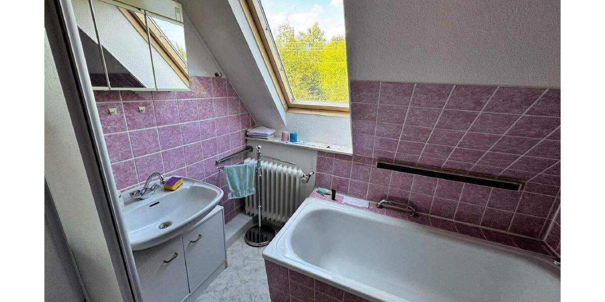 Einfamilienhaus Kassel Kirchditmold - 1 Zimmer, 225 m&sup2;, 398.000&euro; | Angebot:25835787