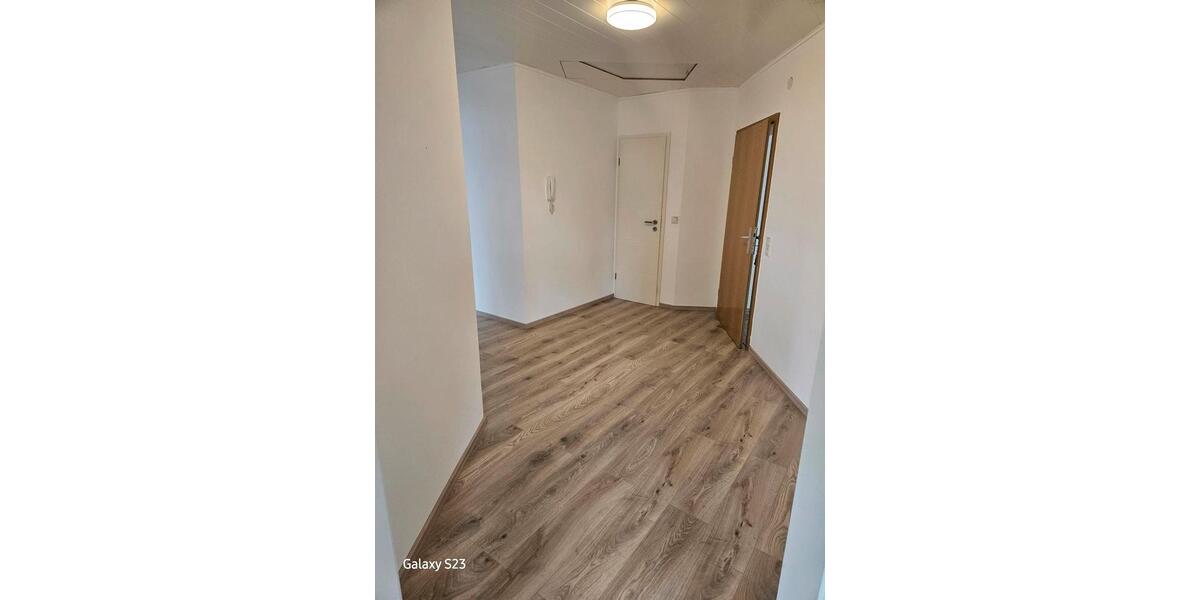 Dachgeschoßwohnung Hofgeismar - 3 Zimmer, 120 m&sup2;, 900&euro; | Angebot:26302643