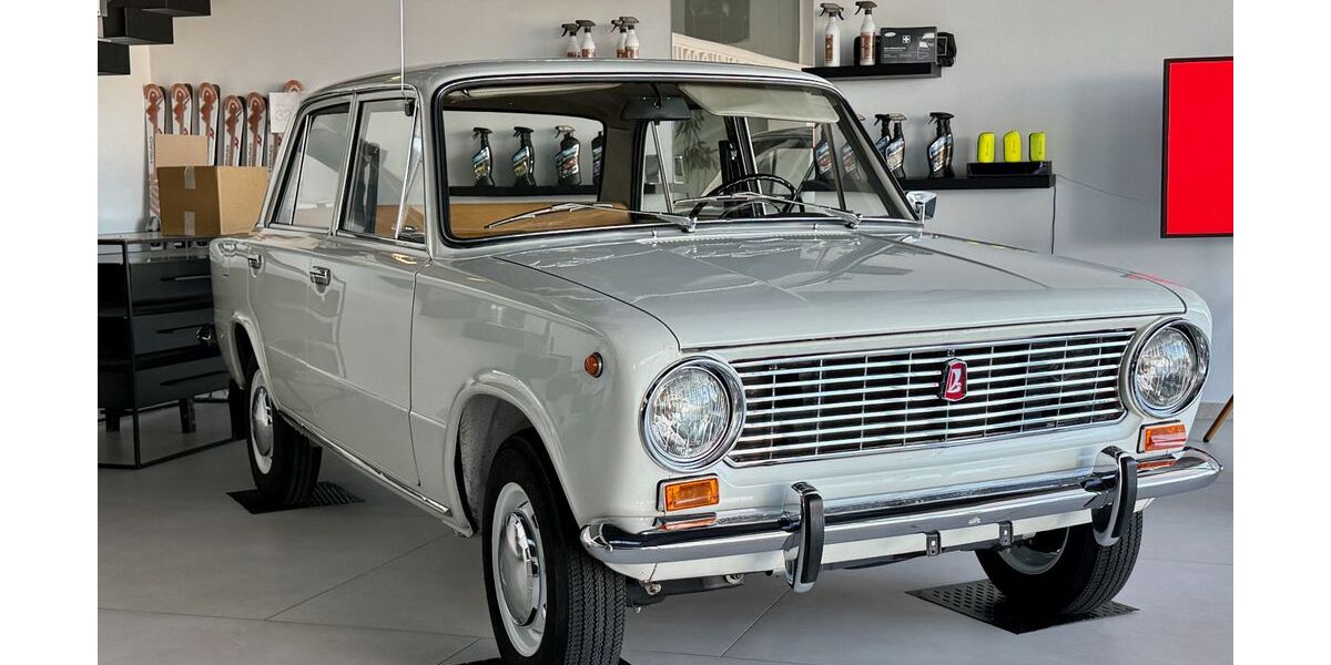 Lada Andere 58.209 km 6.999 &euro; Zierenberg-Oelshausen 34289