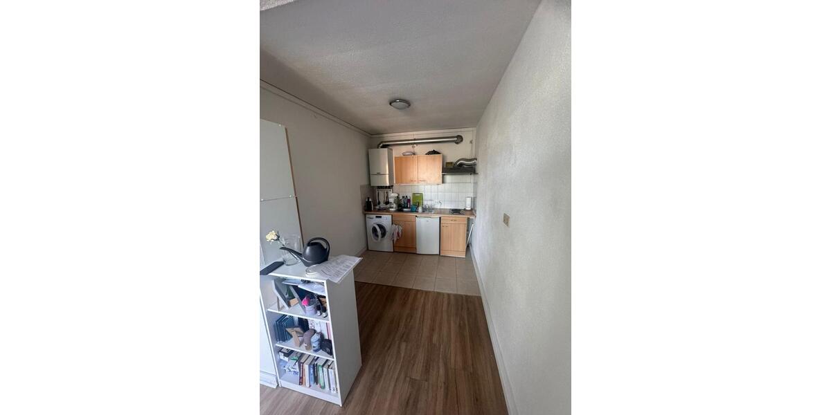 Exclusive: 2 ZKB: Nähe Bahnhof Wilhelmshöhe 2 zimmer