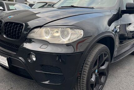 BMW X5 200.000 km 9.999 € Kassel 34123