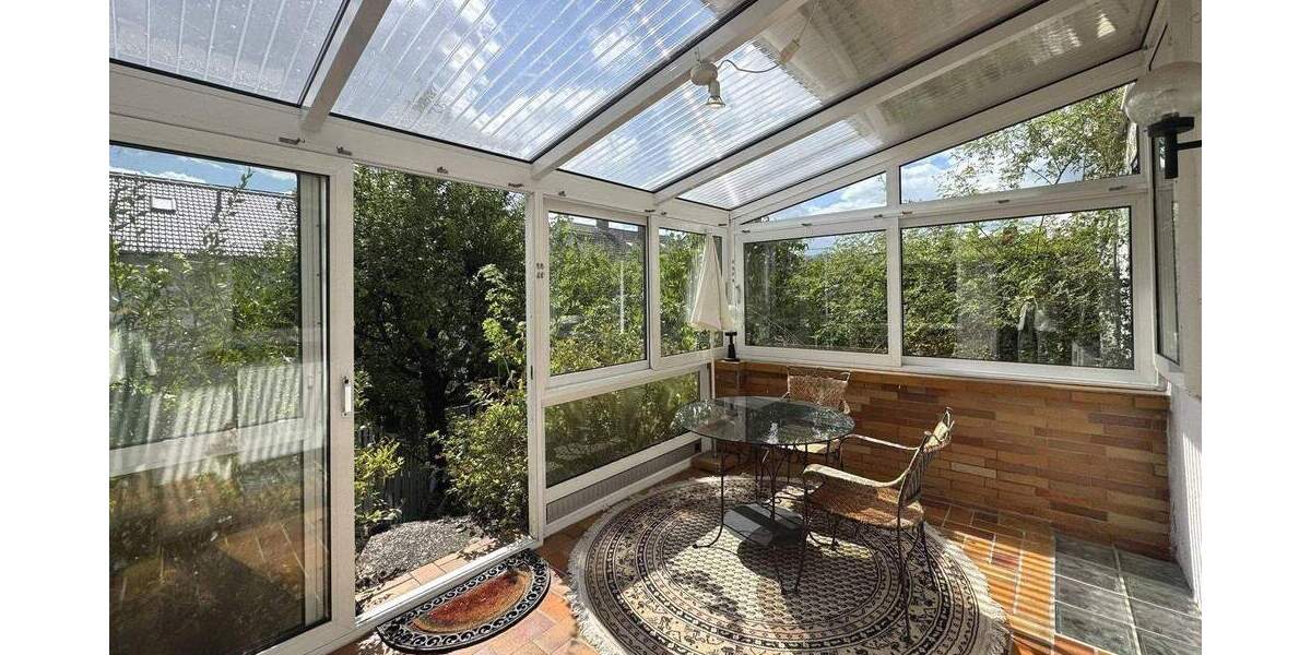 Reihenendhaus Kassel Kirchditmold - 8 Zimmer, 155 m&sup2;, 348.000&euro; | Angebot:24032553