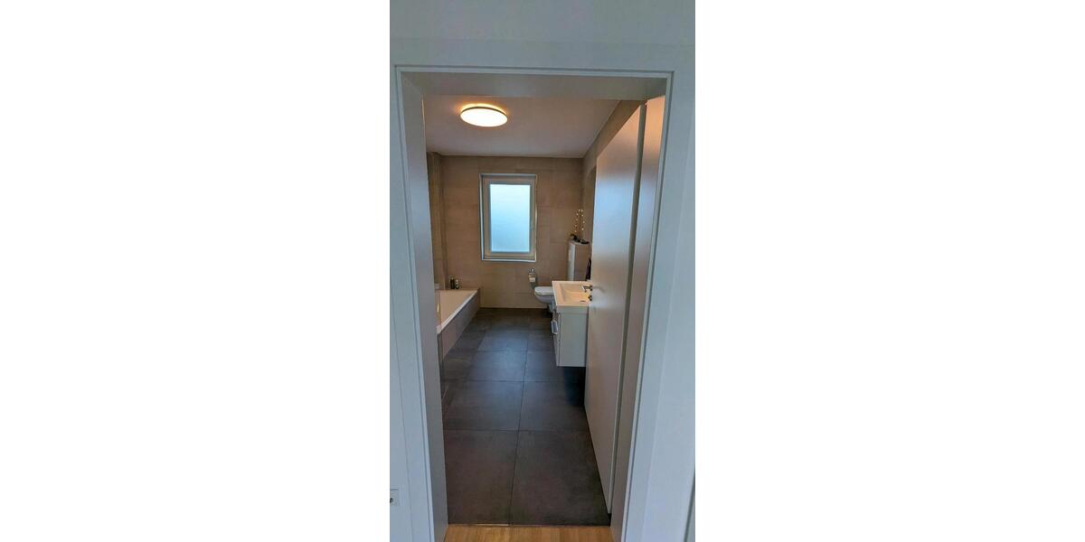 Hochwertige Penthousewohnung in sehr guter Lage von Kassel 3 zimmer