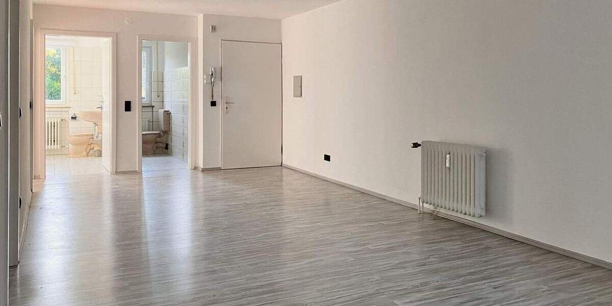 Etagenwohnung Kassel Harleshausen - 3 Zimmer, 95 m&sup2;, 830&euro; | Angebot:23866145