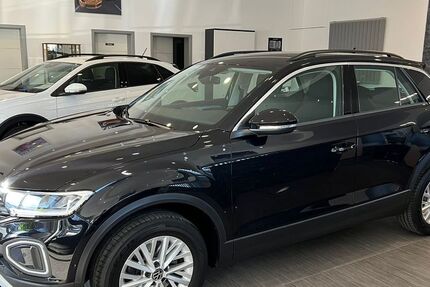 VW T-Roc 104.985 km 23.845 &euro; Volkmarsen 34471