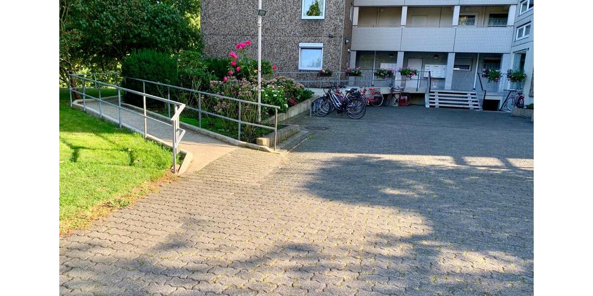 3-Zimmer Wohnung Fernblick: 82 m², Balkon, EBK, Aufzug Süsterfeld 3 zimmer