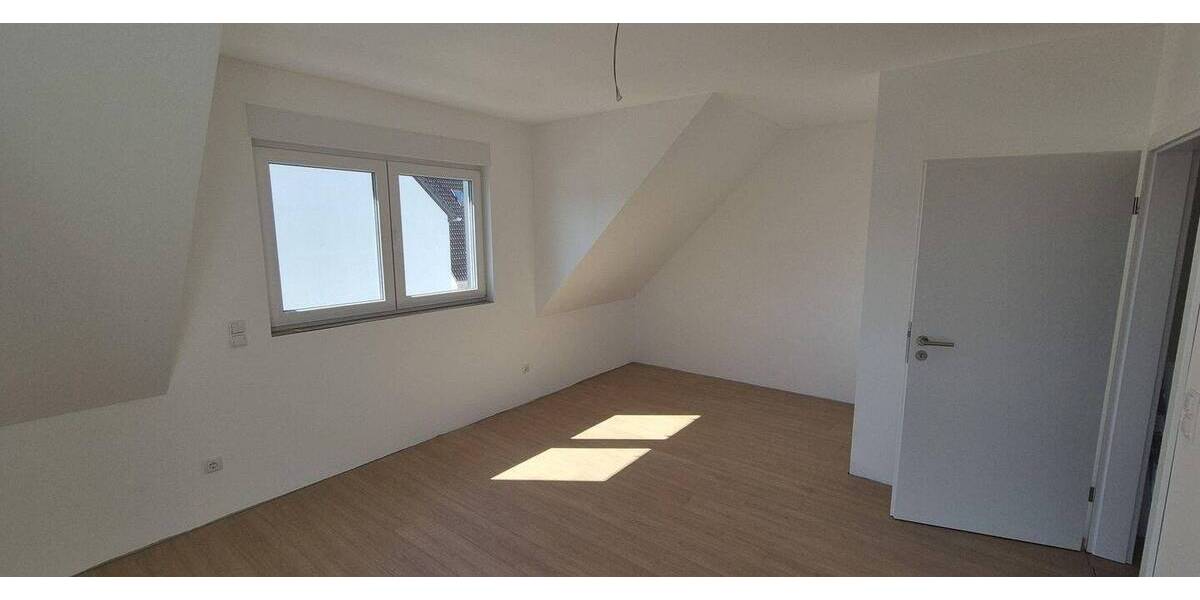 Reihenendhaus Fuldatal Ihringshausen - 4 Zimmer, 140 m&sup2;, 1.750&euro; | Angebot:26089762
