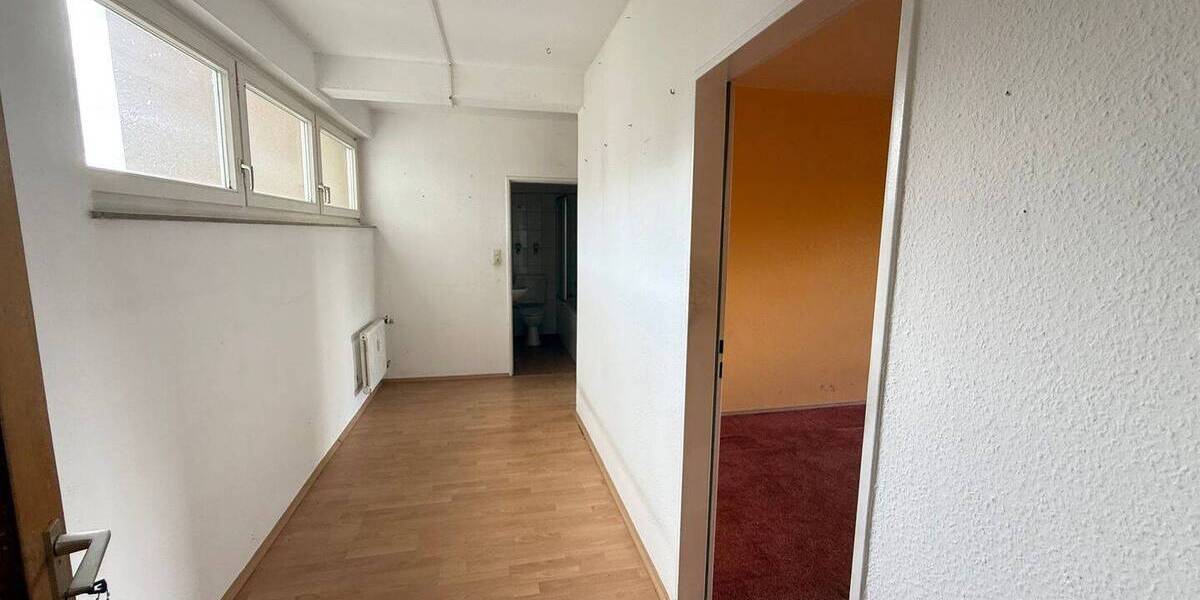 Etagenwohnung Kassel Fasanenhof - 3 Zimmer, 106 m&sup2;, 1.007&euro; | Angebot:26894978