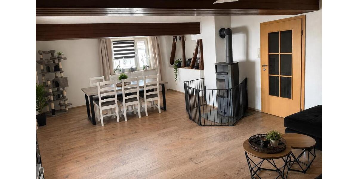 Einfamilienhaus Naumburg - 5 Zimmer, 175 m&sup2;, 199.000&euro; | Angebot:27299879