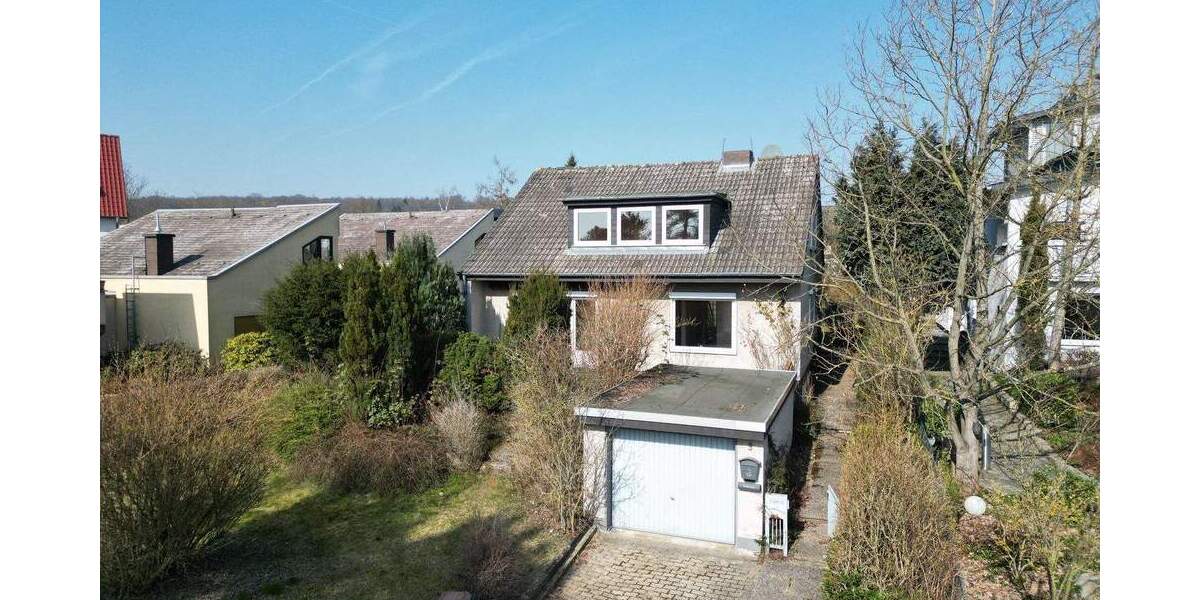 Ruhige Höhenlage von Kassel - Jungfernkopf trifft auf großzügige Architektur: Einzigartiges Einfamilienhaus mit Garage 7 zimmer