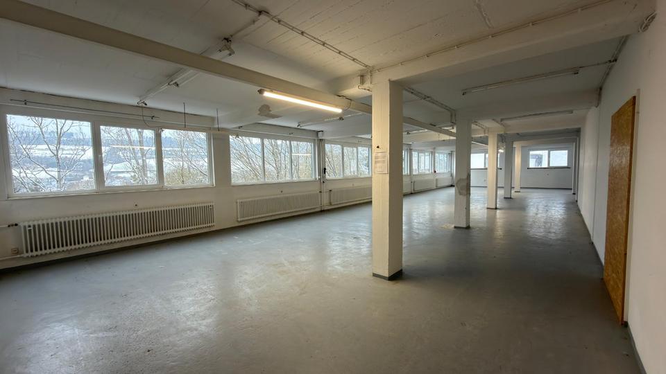 Halle, Lagerhalle, Produktion, Gewerbefläche Lagerfläche zimmer