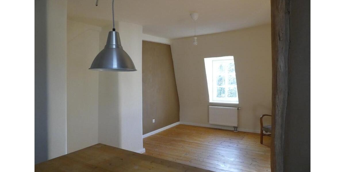 Dachgeschoßwohnung Witzenhausen - 3 Zimmer, 68 m&sup2;, 585&euro; | Angebot:26246956