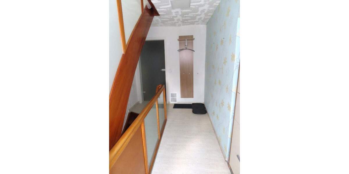 Mehrfamilienhaus, Wohnhaus Nieste - 6 Zimmer, 140 m&sup2;, 115.000&euro; | Angebot:25834715