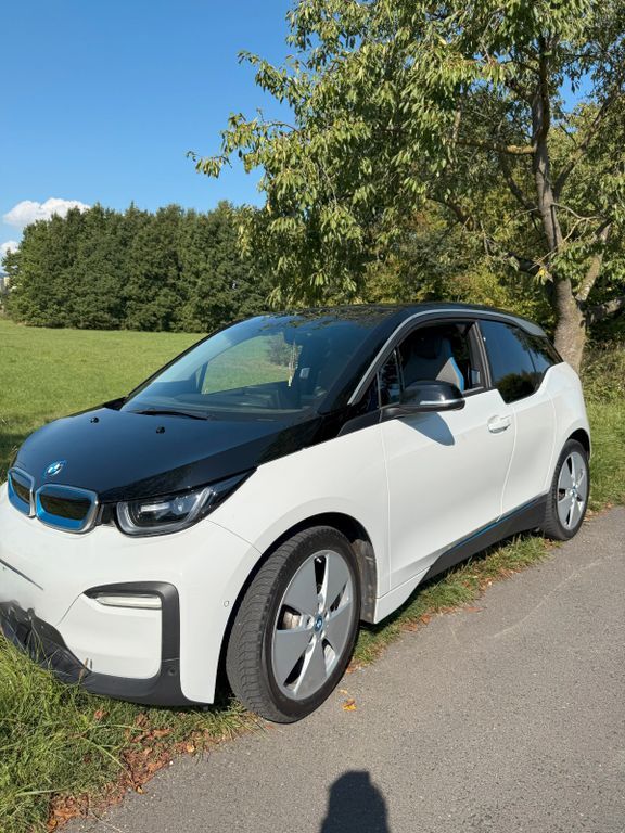 i3