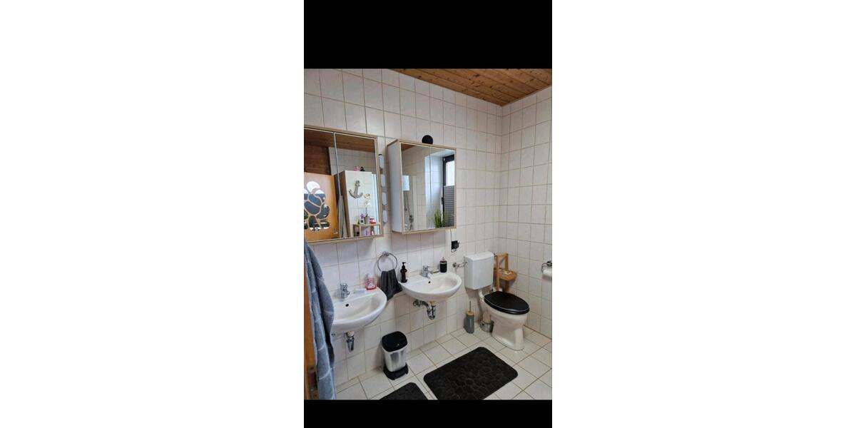 Mehrfamilienhaus, Wohnhaus Breuna - 9 Zimmer, 260 m&sup2;, 365.000&euro; | Angebot:27119484