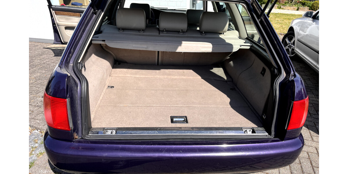 Audi A6 Avant 310.000 km 2.900 € Baunatal 34225