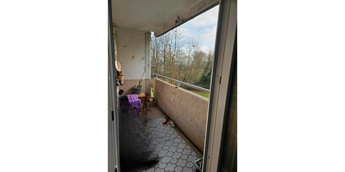 Etagenwohnung Kassel Niederzwehren - 3 Zimmer, 71 m&sup2;, 150.000&euro; | Angebot:27023147