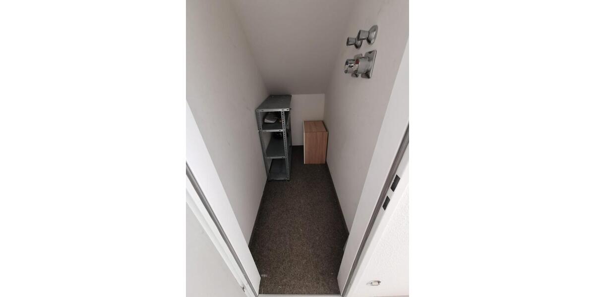 Dachgeschoßwohnung Kassel Philippinenhof-Warteberg - 2 Zimmer, 33 m&sup2;, 79.000&euro; | Angebot:27204276