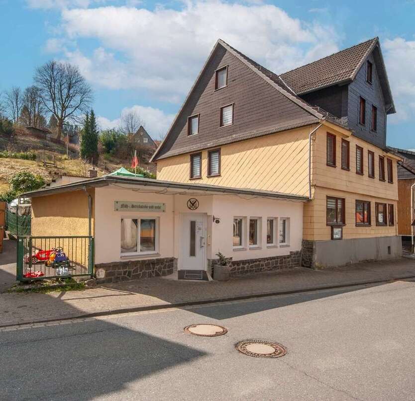 Haus zum Kaufen in Wildemann 160.000 € 329 m²