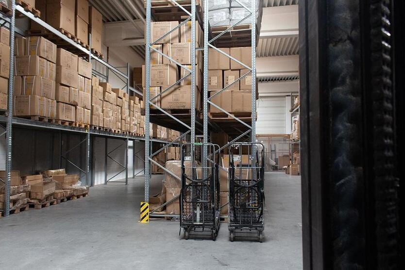 PROVISIONSFREI +++ Hallenfläche 1.002 m² mit Büro 184 m² +++ direkt vom Eigentümer