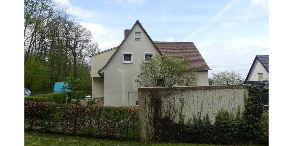 Einfamilienhaus Kassel Bettenhausen - 5 Zimmer, 130 m&sup2;, 146.500&euro; | Angebot:25037812